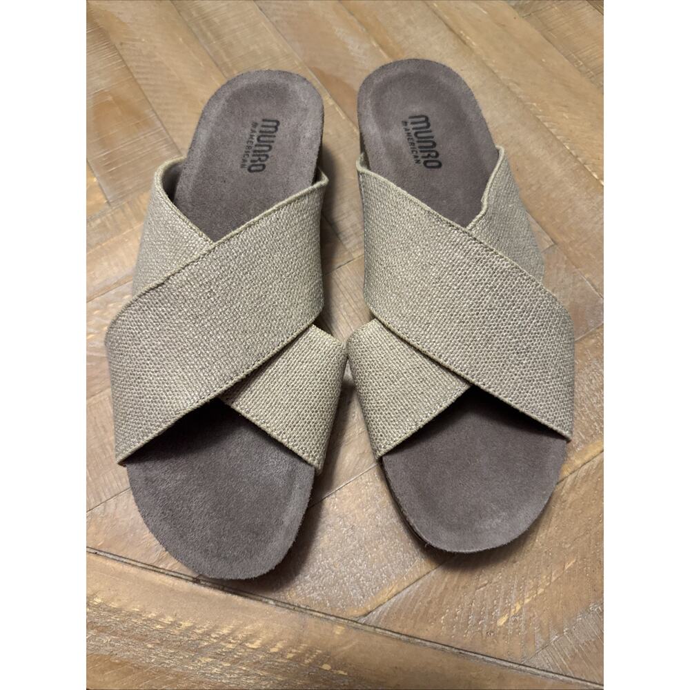 Munro American khaki Beige fabric criss-cross low wedge slide sandals 8.5
